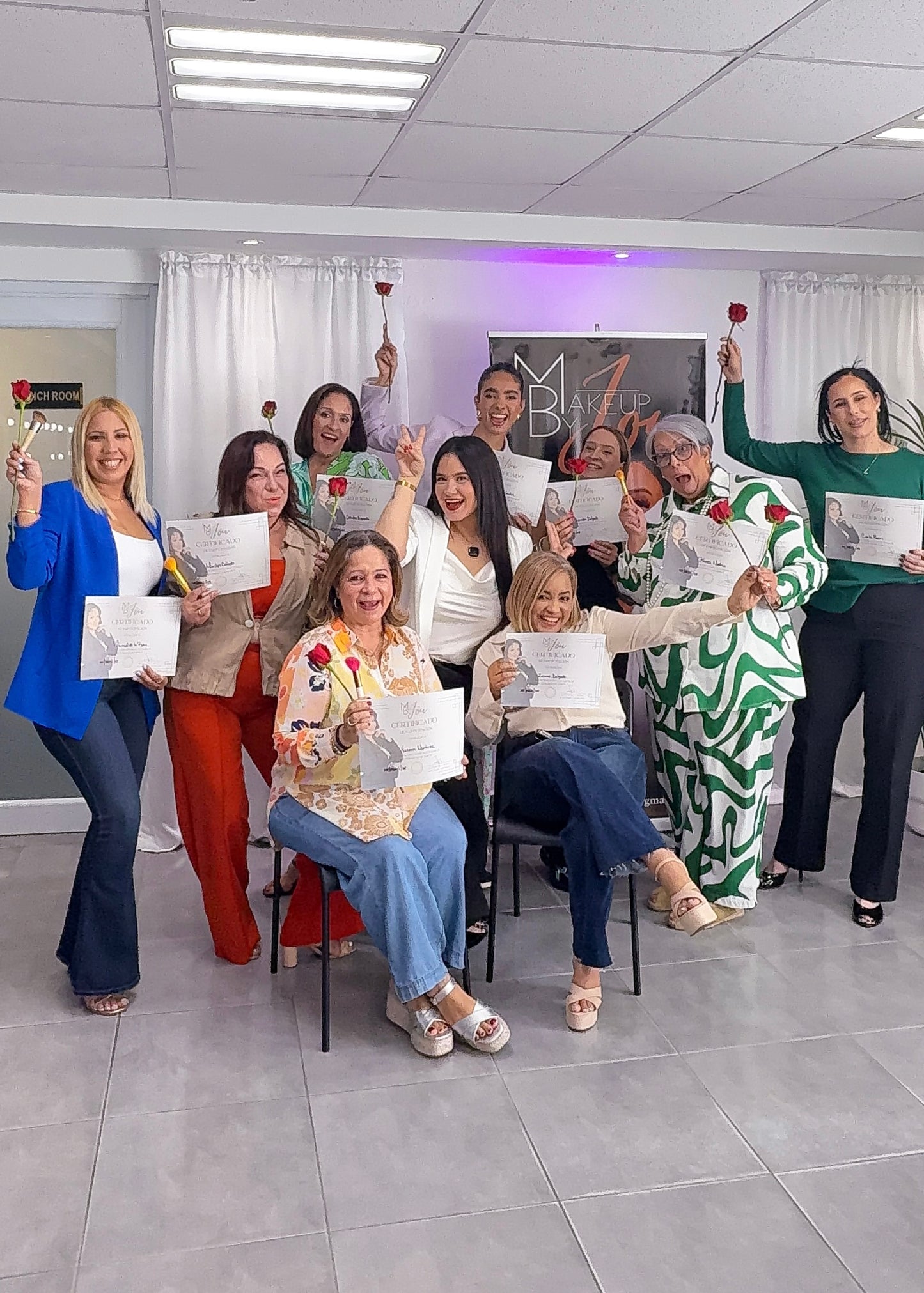 TALLERES DE AUTOMAQUILLAJE I 16 Y 23 DE AGOSTO
